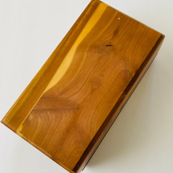 VINTAGE LANE Jewelry Box Signed by Dayton's EUC - Picture 6 of 7